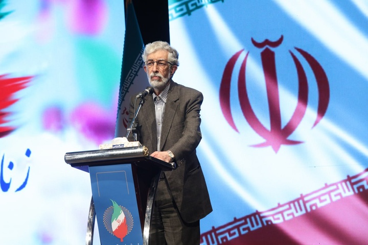 دکتر حداد عادل: بانوان باید حضور تشکیلاتی و سیاسی خود در  انتخابات را تقویت کنند