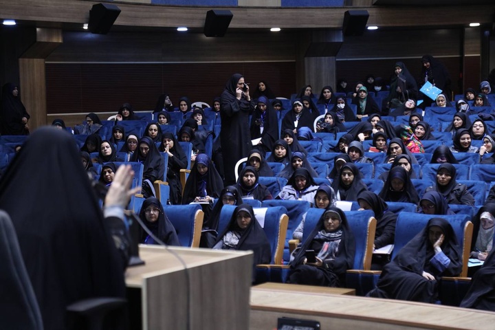 گزارش تصویری همایش "زن، مشارکت، تحول حکمرانی"